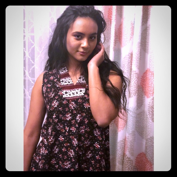 🍷PRETTY BLACK WINE CAMI🍷 - Picture 7 of 8